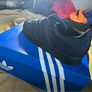Adidas Men's Black Sneakers